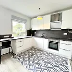 Comfy Mit Garten In Apartamento *