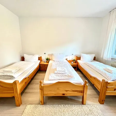 Comfy Mit Garten In Apartment