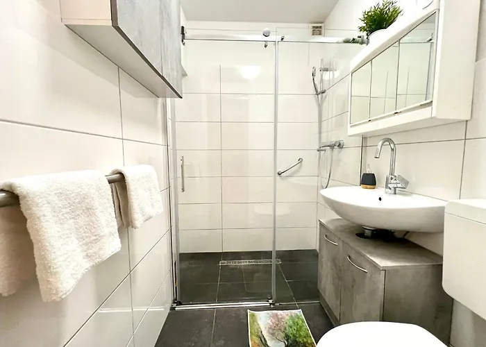 Comfy Mit Garten In