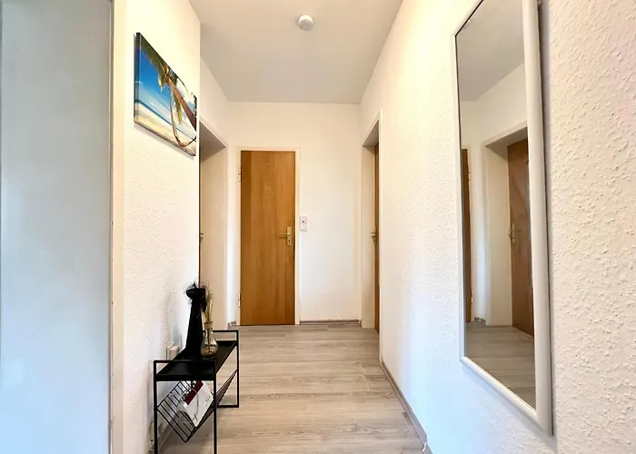 Appartement Comfy Mit Garten In Cologne
