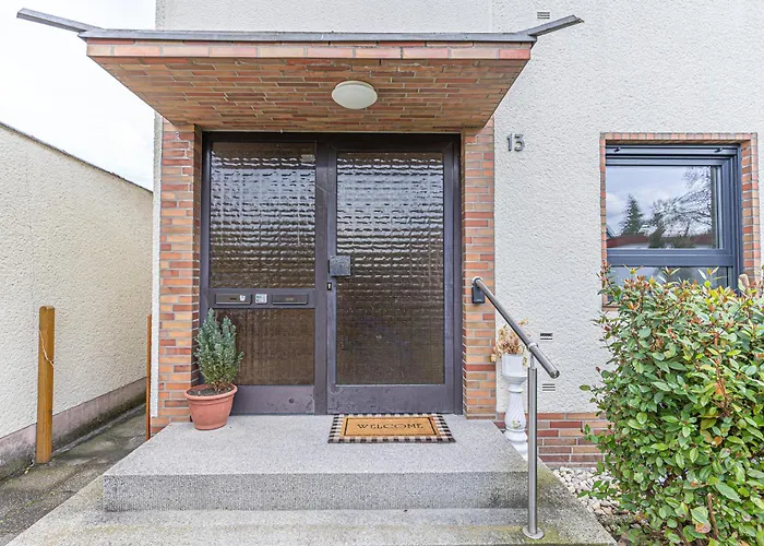 Comfy Mit Garten In Apartamento